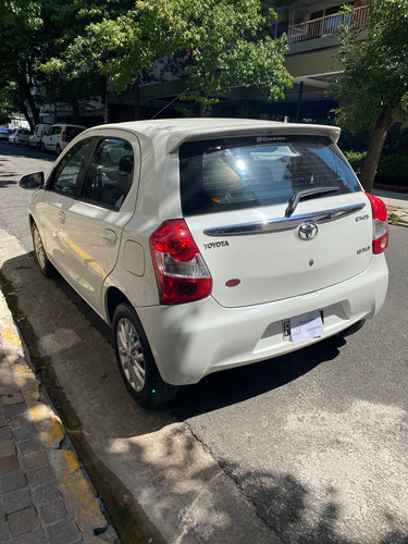 Toyota Etios 1.5 Xls