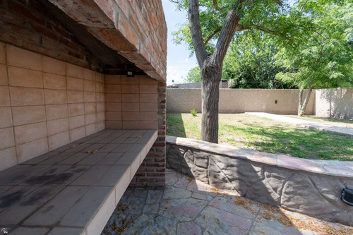 Casa De 3 Dormitorios Con Cochera En Villa Amelia