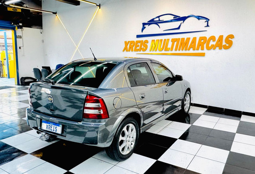 Chevrolet Astra 2.0 Advantage Flex Power 5p