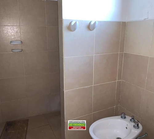 Imagen 7 de 30 de Venta Complejo En Ingreso A Colón - Piscina.