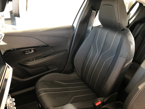Imagen 8 de 15 de Peugeot 208 Feline 1.6 Tiptronic