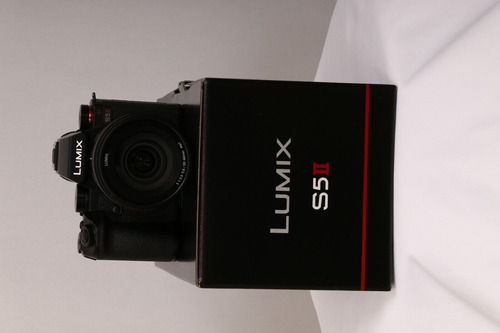 Panasonic Lumix S5ii 24.2mp With S20-60mm Lens