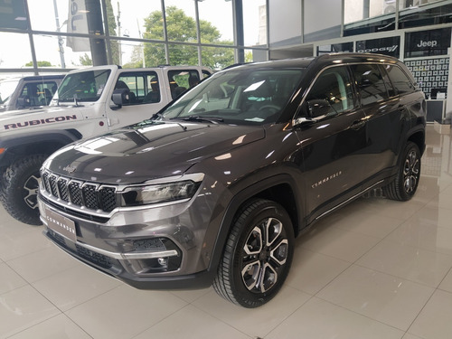 Imagen 3 de 22 de Jeep Commander Limited 1.3 T270 4x2 Nafta Okm 2023