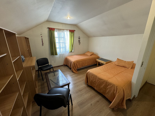 Casa De 3 Pisos 5d/2b Los Héroes Maipú