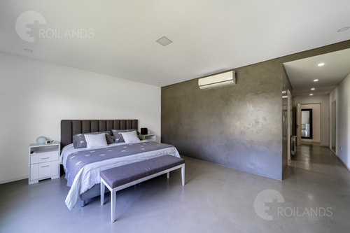 Venta Casa 9 Amb 7000 M2 Chacras De Open Door
