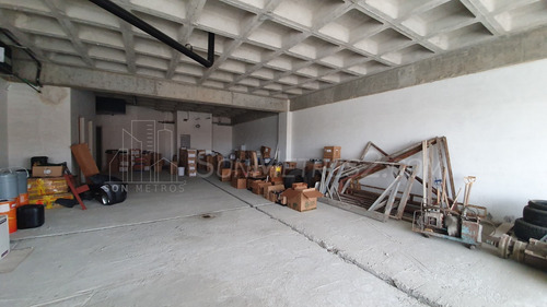 Imagen 4 de 13 de Planta Industrial Oficina Deposito En Alquiler Boleita Norte