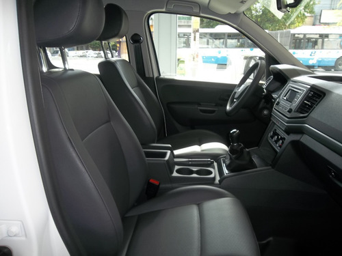 Imagen 11 de 15 de Volkswagen Amarok Trendline 2.0 Dc 4x4 Manual 140 Cv