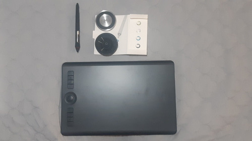 Tableta De Diseño O Tableta Digitalizadora Wacom Intuos Pro (Usado)