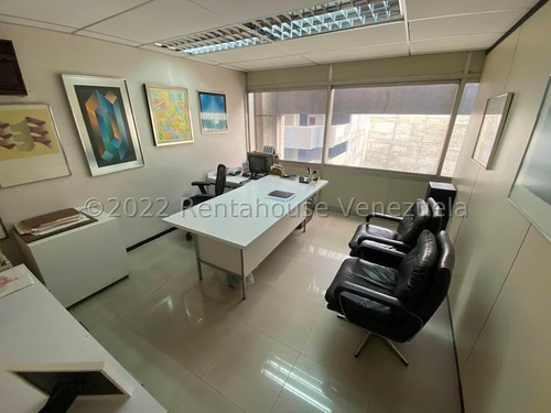 Agradable Oficina En Venta Campo Alegre Amc