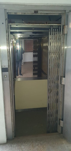 Ascensor Hidráulico De 1 Piso 220 Volts (completo) (Usado)