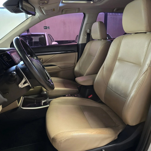 Mitsubishi Outlander 3.0 GT 4X4 V6 24V GASOLINA 4P AUTOMÁTICO
