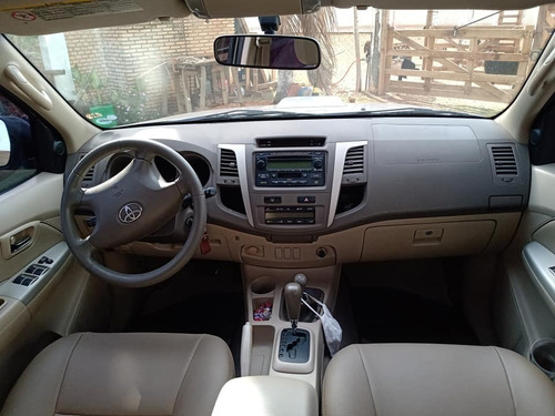 Toyota Sw4 3.0 Srv 4x4 Aut.
