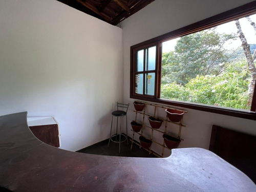 Imagem 27 de 30 de Chácara 2048m2, Casa Sede, Loja, Depósito, Viveiro De Plantas Com Estufa, Acesso Asfaltado, Poço Caipira, Ótima Localização - Ch00256 - 70814196
