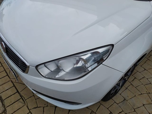 Fiat Grand Siena 1.4 Mpi Attractive 8v Flex 4p Manual