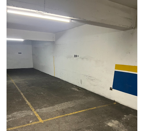 C Médico Alcántara - Apoquindo Tandem 2 Estacionamientos