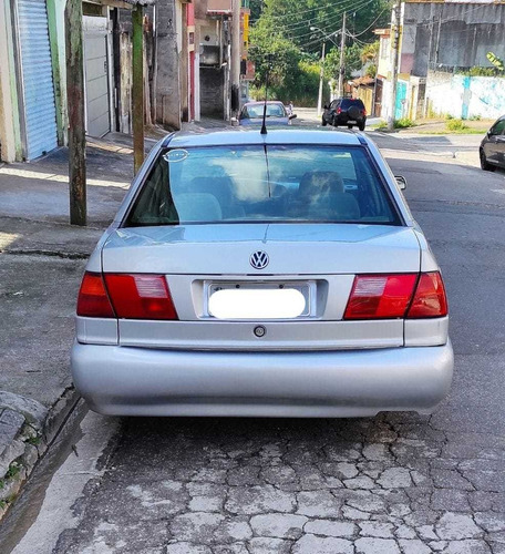 Volkswagen Santana 2002 2.0 4p