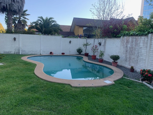 Casa En Bosques De Montemar