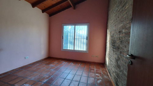 Hermoso Dúplex En Venta Sobre España Al 2000, Marcos Paz Oportunidad