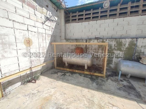 Imagen 29 de 30 de Apartamento En Venta Av Miranda Oeste Maracay 107,50 Mts 2 Mls 22-22826 Cp