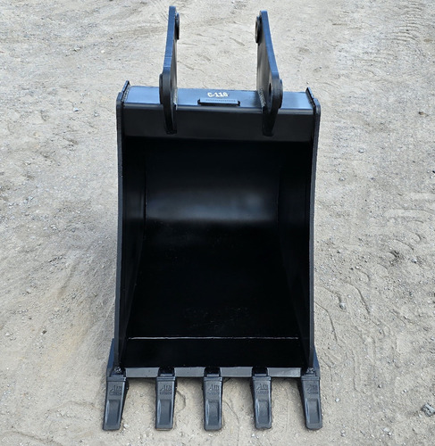 Cucharon De 60 Cm Para Retroexcavadora Caterpillar