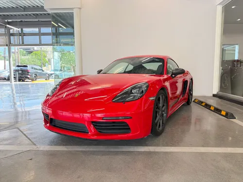 Porsche Cayman 2.0 T Coupé Pdk At
