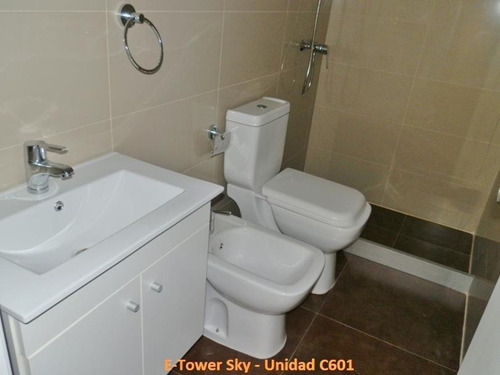 Imagen 5 de 7 de Apartamento 2 Dormitorios Con Renta- E Tower Sky #601 - Campiglia