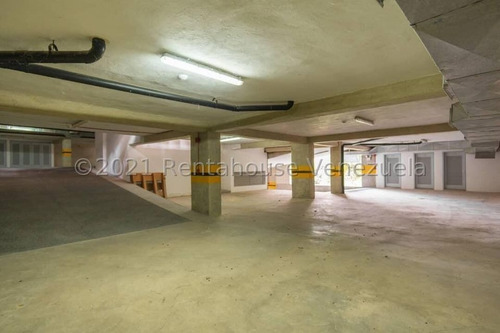 Imagen 15 de 17 de Edificio A Media Cuadra Campo Golf Country Club A La Venta Mls#22-13805 P V