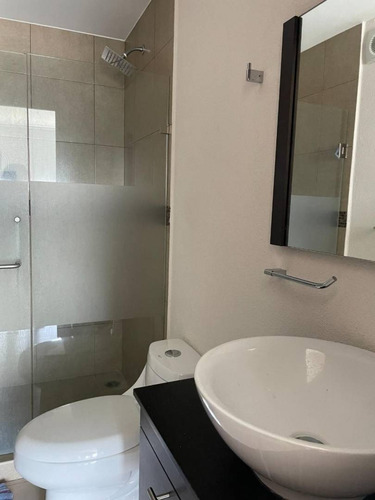 Imagen 16 de 21 de Impecable Departamento Con Excelentes Acabados Y Vista Excepcional, Punta Norte.