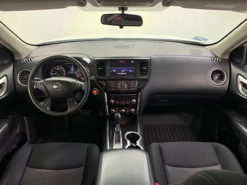 Nissan Pathfinder Sense