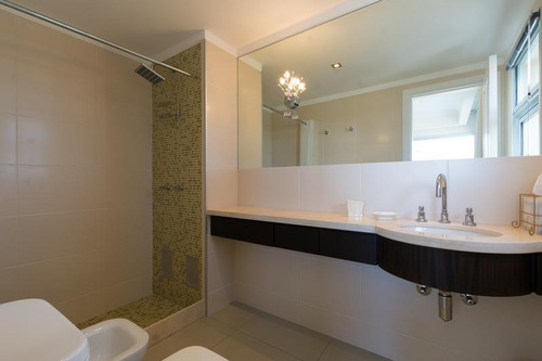 Apartamento En Torre De Lujo, Punta Del Este Uruguay
