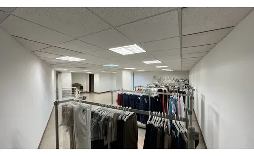 Venta Local De 160mts2 En Cosmocentro, Sur De Cali 10136.e