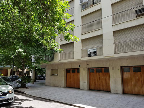 Alquiler  Virrey Arredondo Esq Arcos - 2 Dorm Más Dependencias Patio Cochera