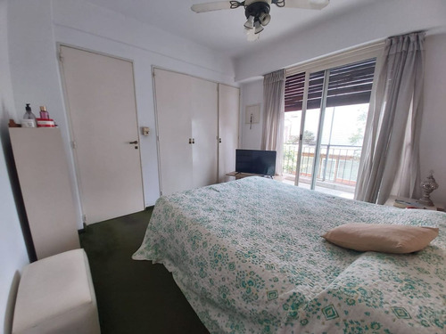 Departamento 4 Ambientes Venta Flores Balcon