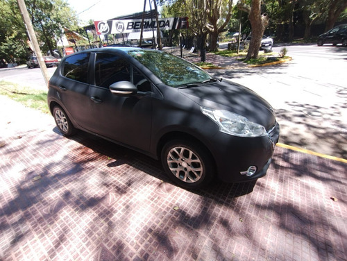 Imagen 8 de 25 de Peugeot 208 Allure 1.6 Modelo 2015 126.000 Kms