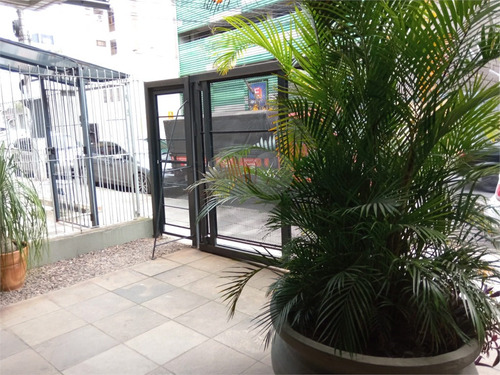 Imagem 4 de 19 de Sala Comercial, 48m², De Frente, Com Ar Condicionado, Na Av. Lima E Silva, Cidade Baixa - Reo409169