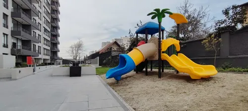 Edificio Briones Luco Vista Poniente Piso 14