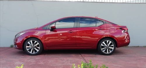 Imagen 12 de 13 de Nissan Versa 2020 1.6 Exclusive Navi At