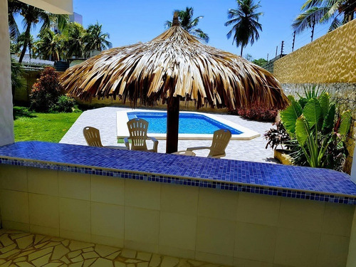 Belklia Giron Vende Posada En Chichiriviche (inc-030)