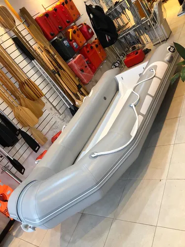 Bote Semirrigidos Kiel 360 Matriza + Motor Mercury 9.9 Hp 4t