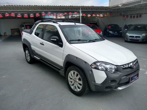 Fiat Strada 1.8 Adventure Cab. Dupla 2015/2016 ( 3 Portas )