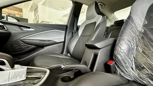 Chevrolet Onix 1.0T Premier Sedan At