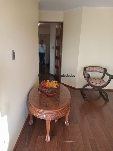 Departamento En Venta De 4 Dorm. En Concepción