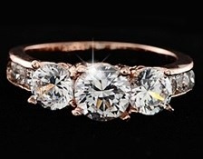 Anillo Triple Corona Con Swarovski Crystals En Stock Talla 7