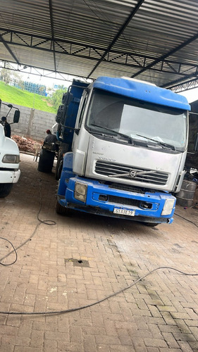 Caminhão Volvo / Vm 260 6x2r