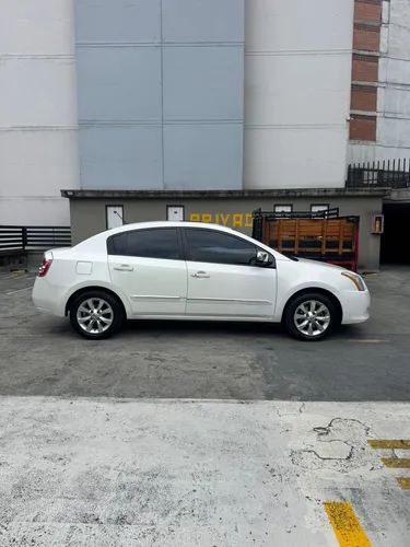 Nissan Sentra 2.0 Sl At