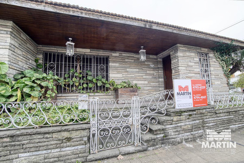 Casa 5 Ambeintes Para Modernizar - Martínez