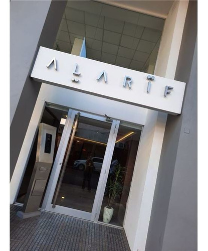 Venta Exclusivo Departamento Vista Al Rio Alarif