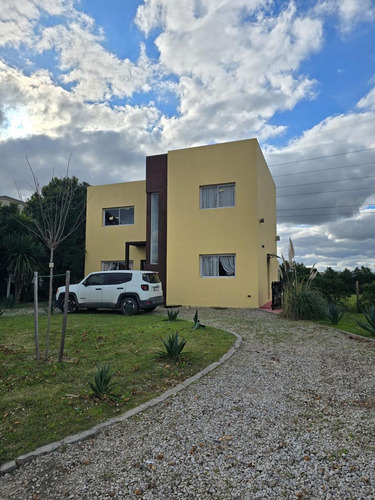Casa En Venta - 3 Dormitorios 2 Baños - 900mts2 - Nordelta