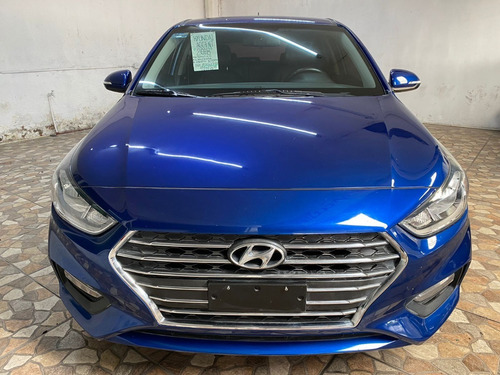 Imagen 3 de 15 de Hyundai Accent Gl Mid 2018 Aut