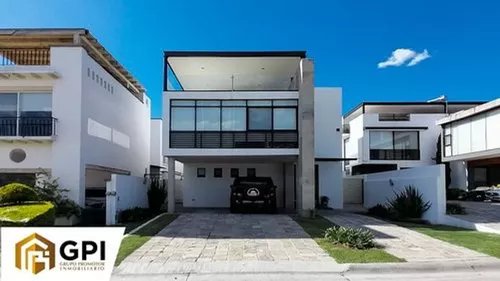 Casa En Renta O Venta Residencial Molino León Gto. | Metros Cúbicos